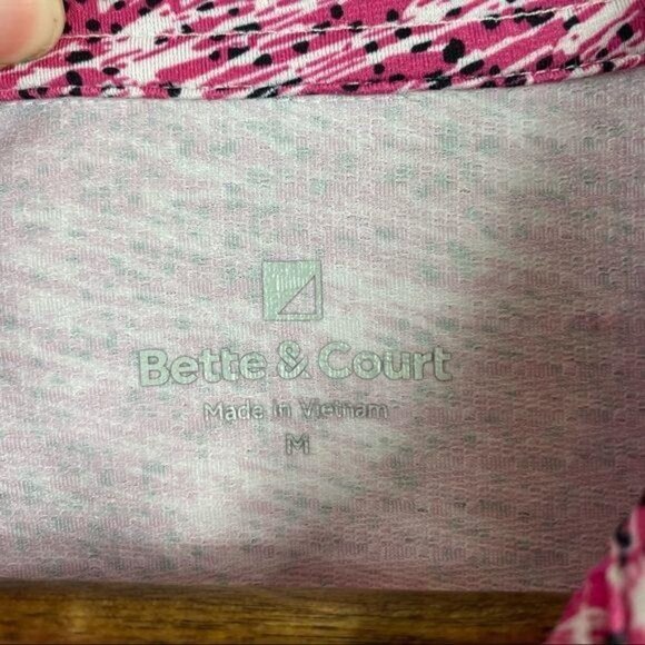 Bette & Court Pink Athletic Print Golf Pull Over - Picture 5 of 10